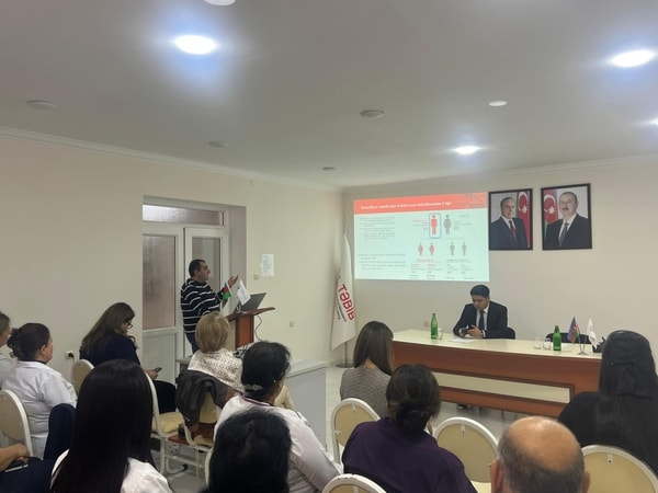 Siyəzən Rayon Mərkəzi Xəstəxanasında “Hemofiliyanın müalicəsinə dair multidisiplinar yanaşma” mövzusunda elmi seminar keçirilib